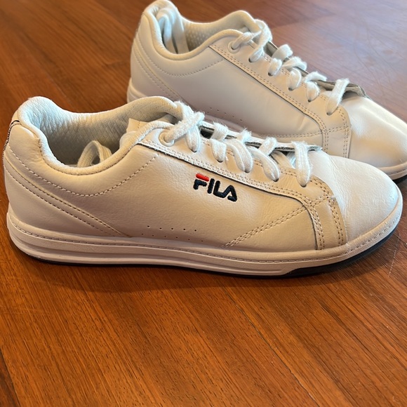 Fila Women’s White Court Sneakers - Picture 3 of 5